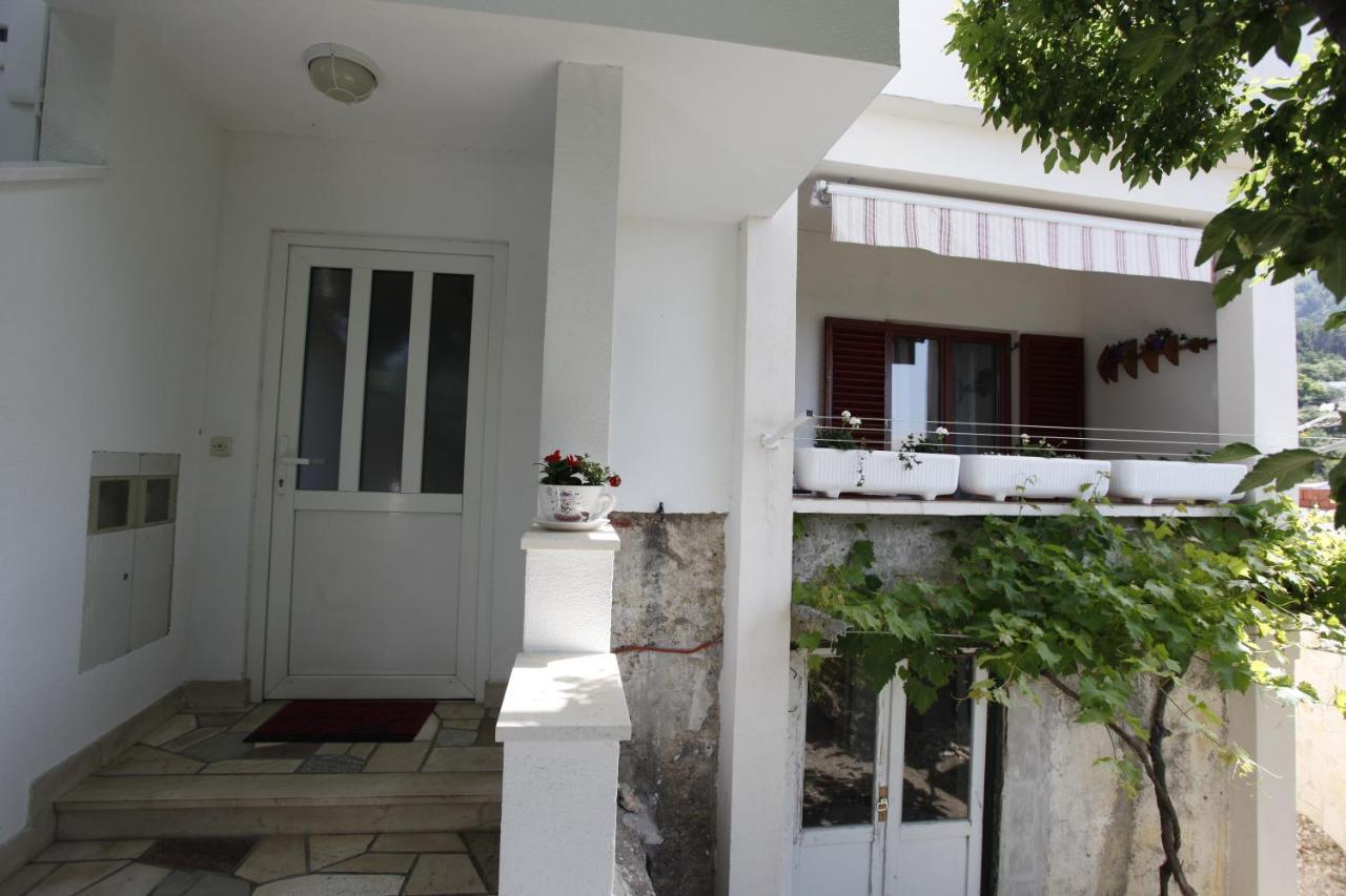 Apartments Rustica Makarska Exterior foto