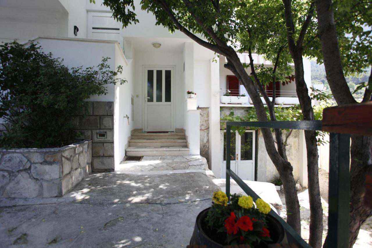 Apartments Rustica Makarska Exterior foto