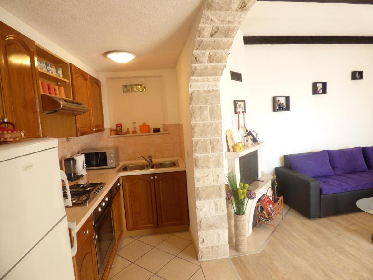 Apartments Rustica Makarska Exterior foto